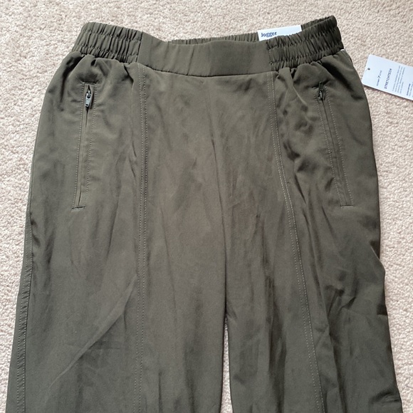 Old Navy Active Mid-Rise Olive Green Jogger - Picture 3 of 6